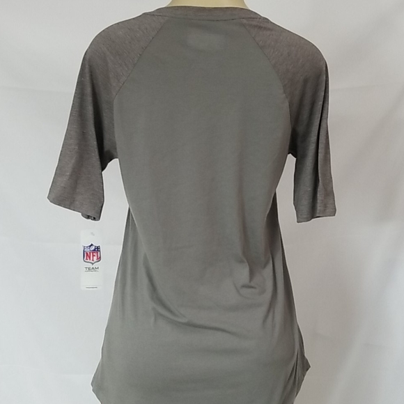 OAKLAND LAS VEGAS RAIDERS WOMENS NFL GREY TSHIRT - Picture 4 of 8